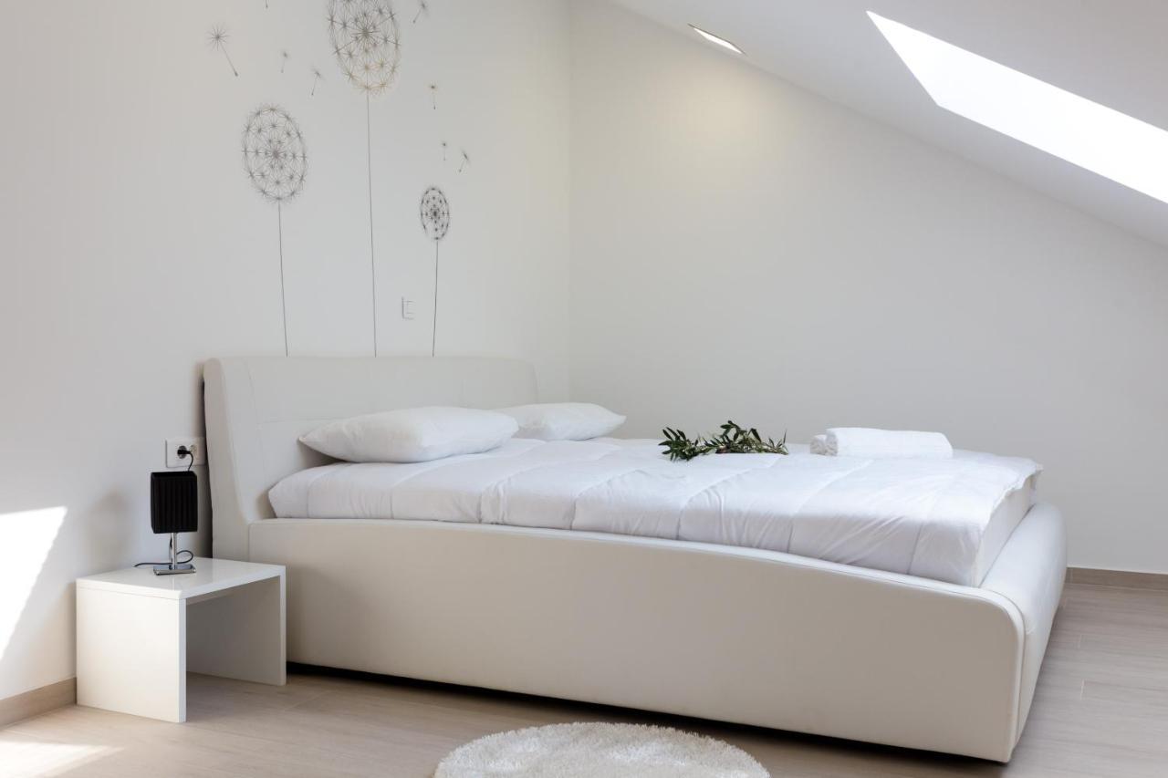 Apartment Alius Ragusa Deluxe Bagian luar foto